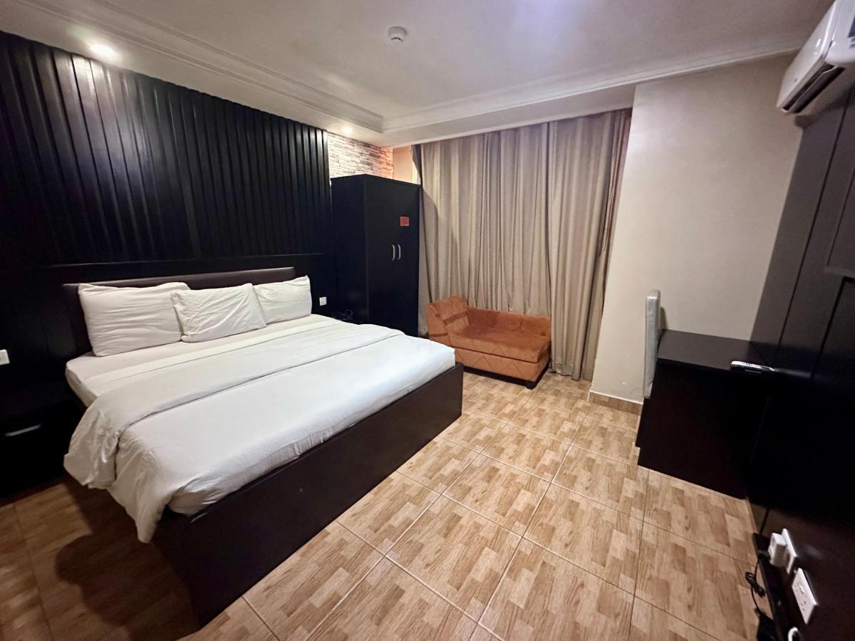 Msquare Hotel Gra Ikeja Exteriör bild