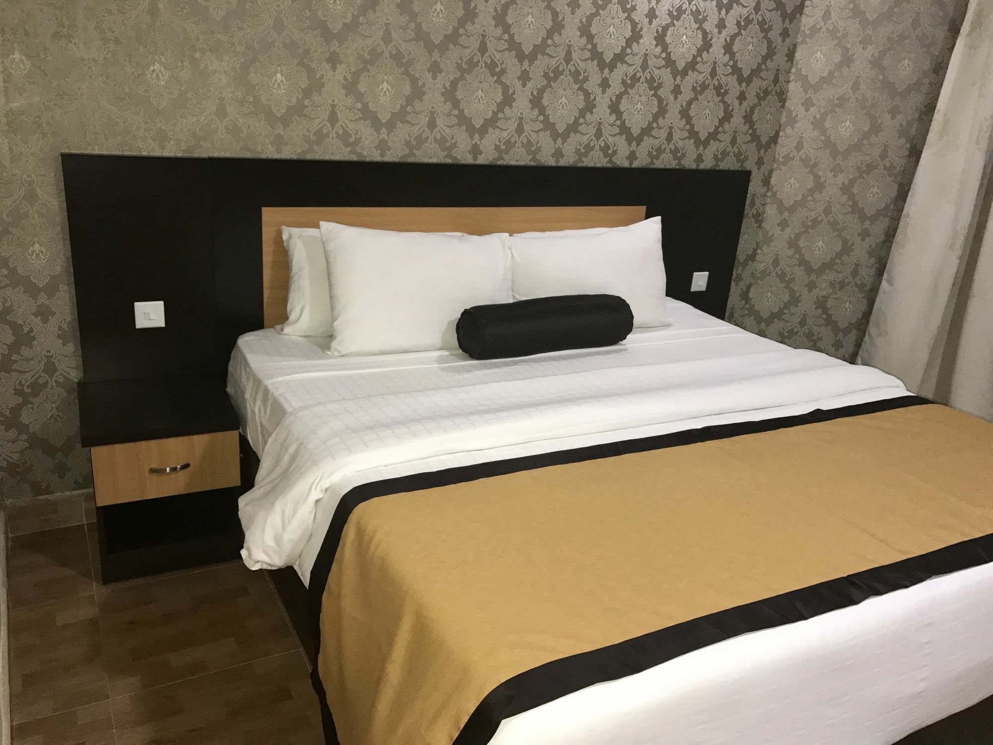 Msquare Hotel Gra Ikeja Exteriör bild