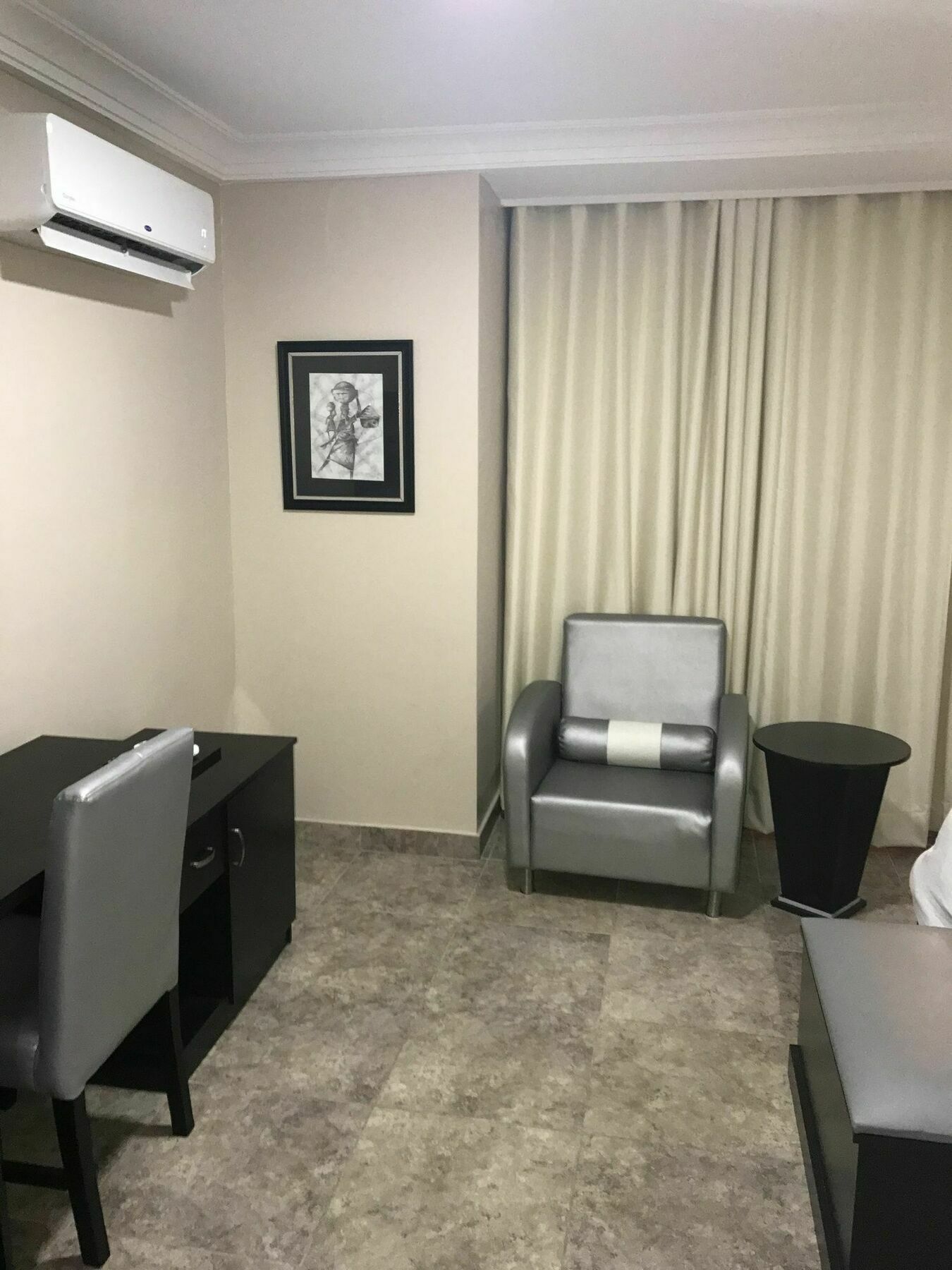 Msquare Hotel Gra Ikeja Exteriör bild